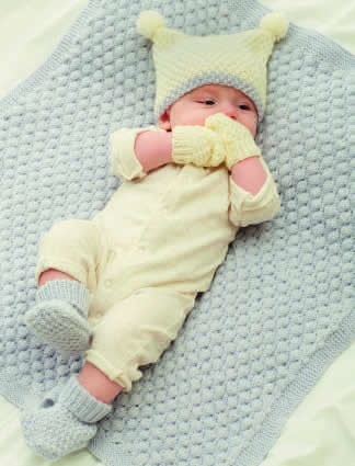 King Cole Newborn Pattern Book 2 - Is it a boy, is it a girl .. ?