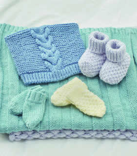 King Cole Newborn Pattern Book 2 - Is it a boy, is it a girl .. ?