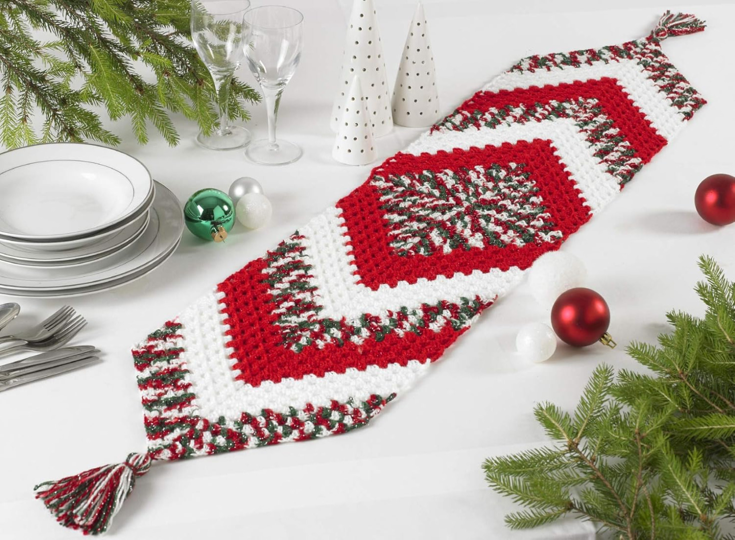 King Cole Christmas Crochet Book 6