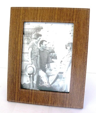 Personalised PU Leather Photo Frame ~ 6'' x 8''